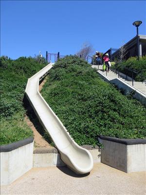 Embankment Curved Slide Chute, 1650-C-EMB